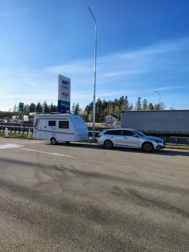 Karavan 9-1