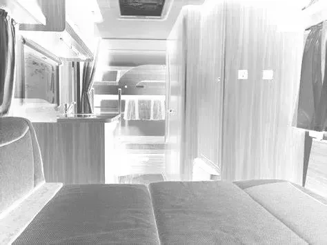 karavan 1